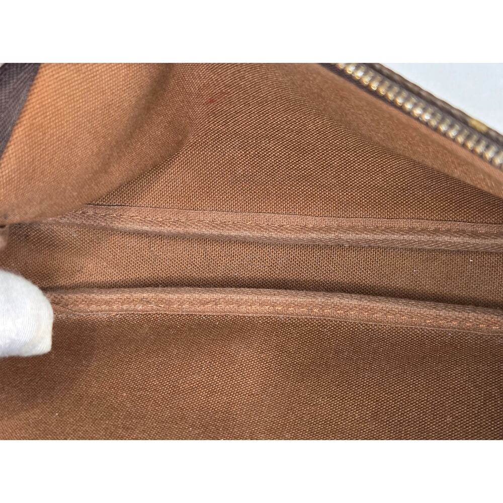 Louis Vuitton Pochette Accessoires Monogram Canvas LV Shoulder Bag AR1906 - Picture 13 of 15
